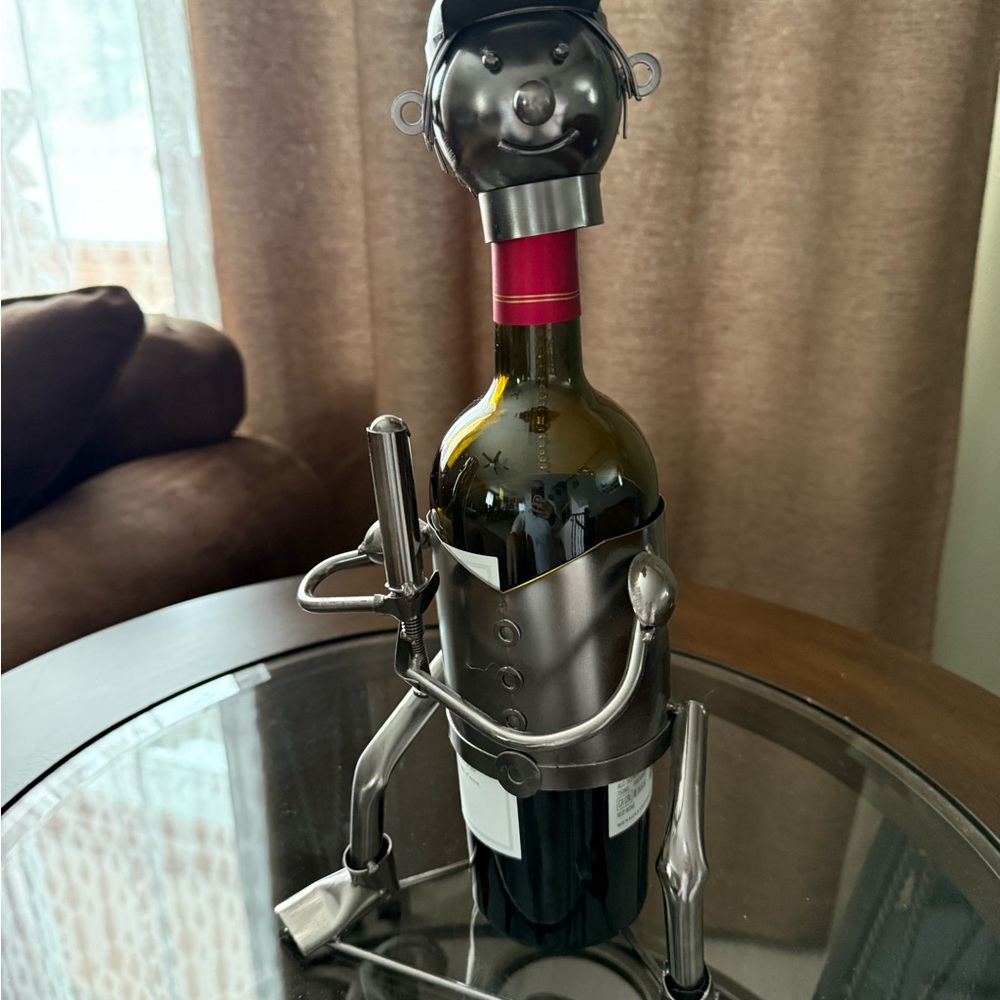 Metal Wine Bottle Holder with Character Design